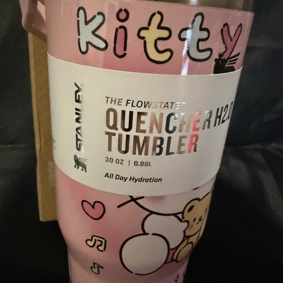 New Stanley 30oz  HK Pink Kitty Teddy Bear Cake Loving Adorable Tumbler - Picture 8 of 11